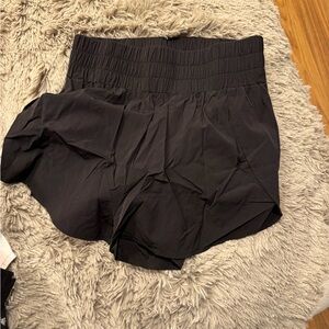 SHEIN Black Elastic Shorts